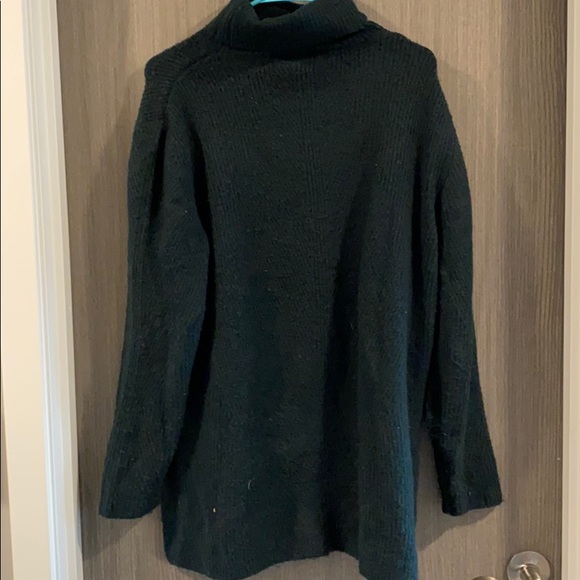 ❗️BOGO❗️Green Blue Sweet Romeo Turtleneck Sweater - Picture 2 of 8